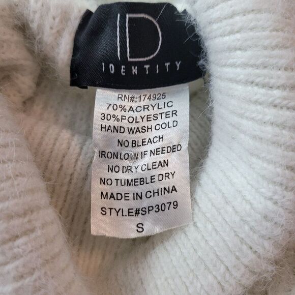 IDENTITY Eyelash Turtleneck Sweater S White Bishop Sleeve Plush Fuzzy Comfy - Picture 3 of 9